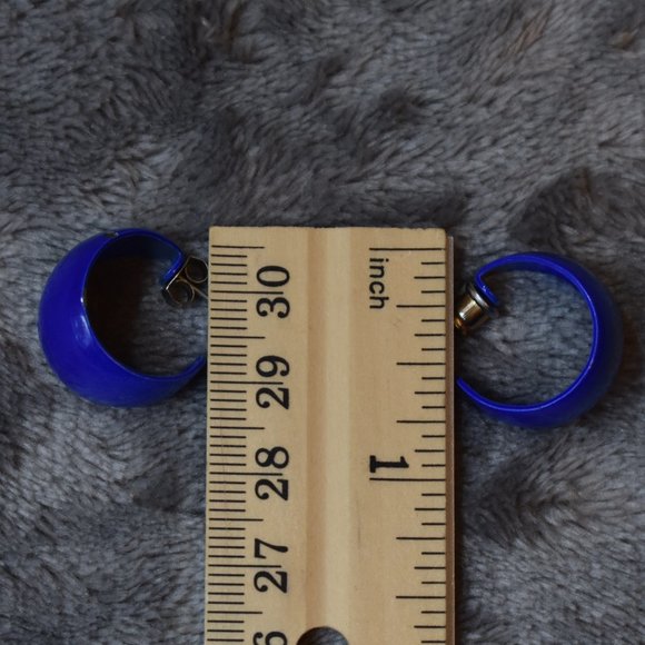 🔥 3/$15 Vintage 80's Small Blue Hoop Earrings - Picture 8 of 9